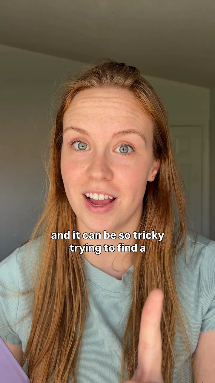 Maylin — Opening her personalized book